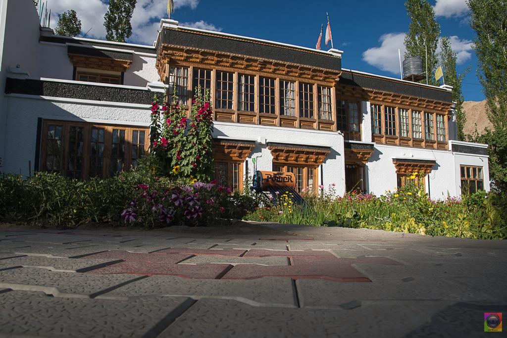 Hotel Shaolin Ladakh Leh Exterior foto